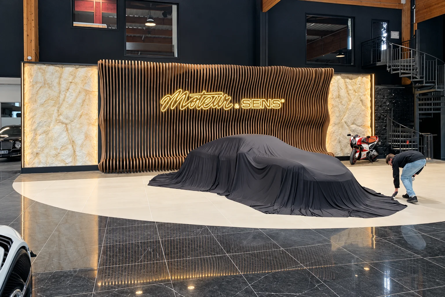 Showroom et mur décoratif sur mesure, AAEC Agencement
